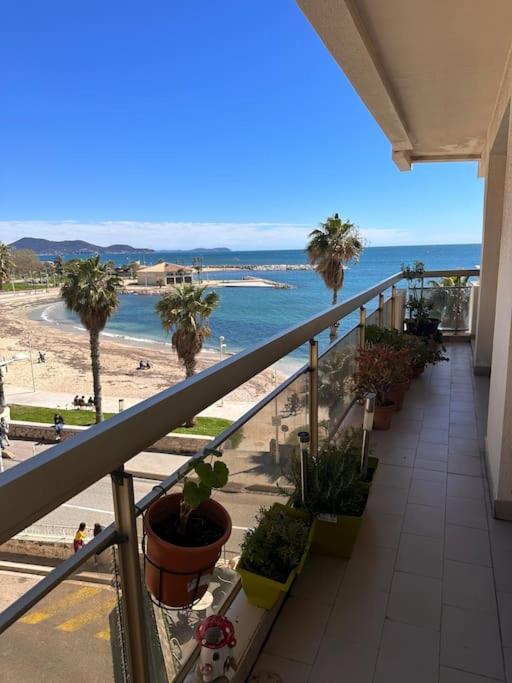 Appartement Panoramique Sur Mer Toulon Exterior photo